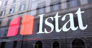 Proin quis urna et tellus